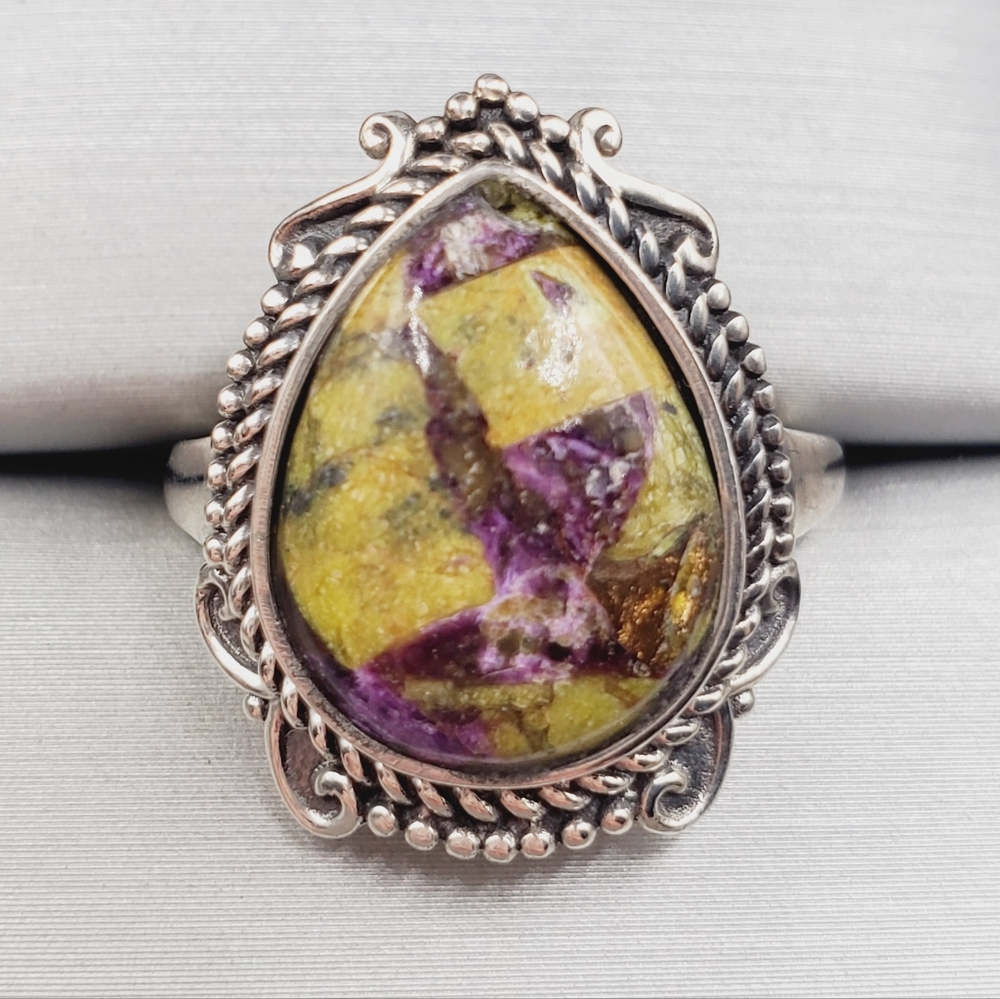 Pear Shaped Tasmanian Stichtite 925 Sterling Silver Artisan Statement Ring
